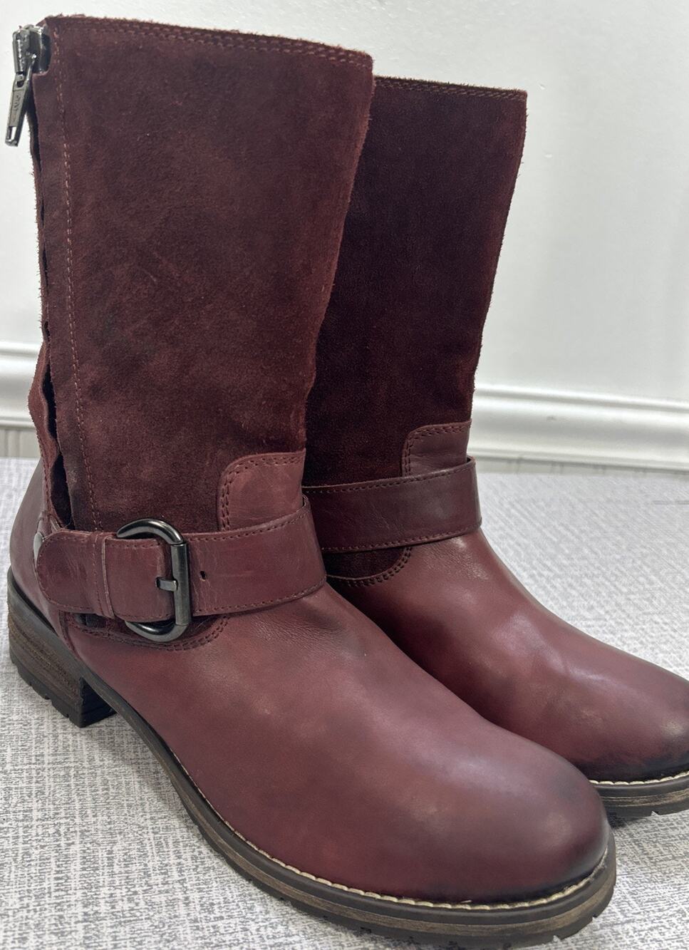 Clarks Womens Red Burgundy Leather Suede Moto Harness Mid Calf Buckle Boots 10M